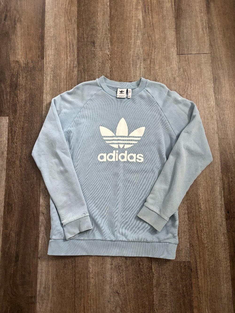 Adidas Basic Logo Crewneck / Sweatshirt